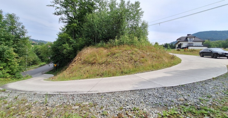 Niskoemisyjne, bezpieczniejsze i… tańsze. Kolejne innowacje w budowie nawierzchni betonowych Niskoemisyjne, bezpieczniejsze i… tańsze. Kolejne innowacje w budowie nawierzchni betonowych