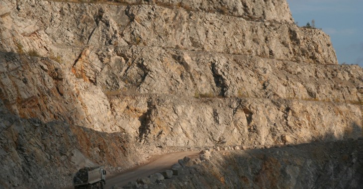Jakie zmiany niesie zmiana. Nowości w Prawie geologicznym i górniczym dotyczące nie tylko złóż węglowodorów Jakie zmiany niesie zmiana. Nowości w Prawie geologicznym i górniczym dotyczące nie tylko złóż węglowodorów