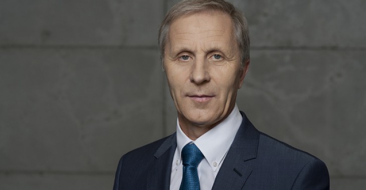 Moim pierwszym działaniem jest opracowanie nowej strategii rynkowej Moim pierwszym działaniem jest opracowanie nowej strategii rynkowej