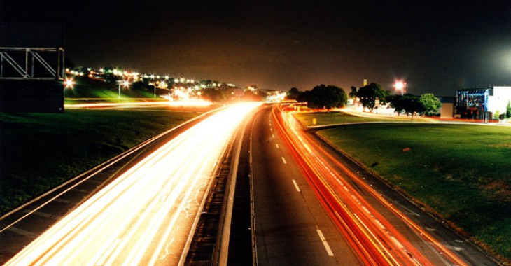 Polska przygotowuje się do wdrożenia europejskiego systemu poboru opłat. Pierwszym krokiem porozumienie z zarządcami prywatnych autostrad Polska przygotowuje się do wdrożenia europejskiego systemu poboru opłat. Pierwszym krokiem porozumienie z zarządcami prywatnych autostrad
