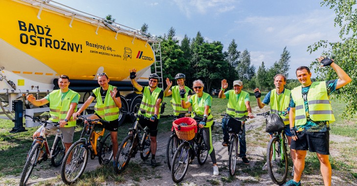 CEMEX edukuje o bezpieczeństwie w ruchu drogowym podczas „Rodzinnego Rajdu Rowerowego” w Rudnikach CEMEX edukuje o bezpieczeństwie w ruchu drogowym podczas „Rodzinnego Rajdu Rowerowego” w Rudnikach