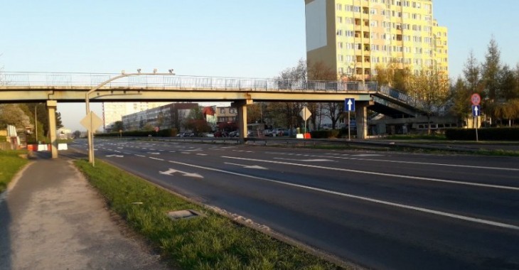 Otwarcie ofert na rozbiórkę uszkodzonej kładki w Lubinie na DK3 Otwarcie ofert na rozbiórkę uszkodzonej kładki w Lubinie na DK3
