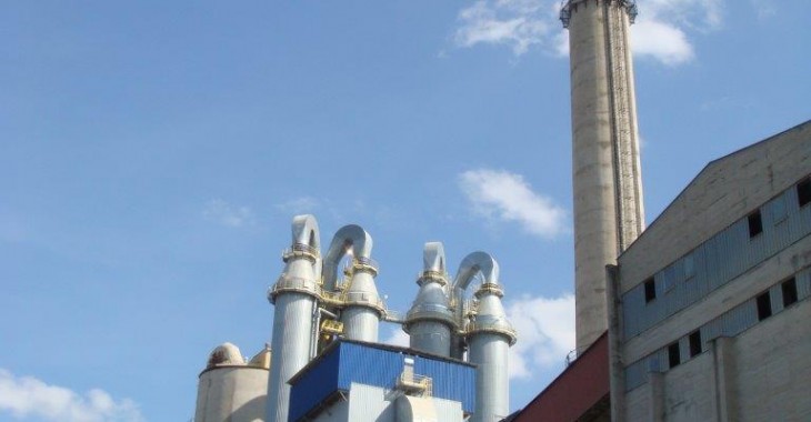 Ograniczenie emisji CO2 o ok. 40% na koniec dekady Ograniczenie emisji CO2 o ok. 40% na koniec dekady