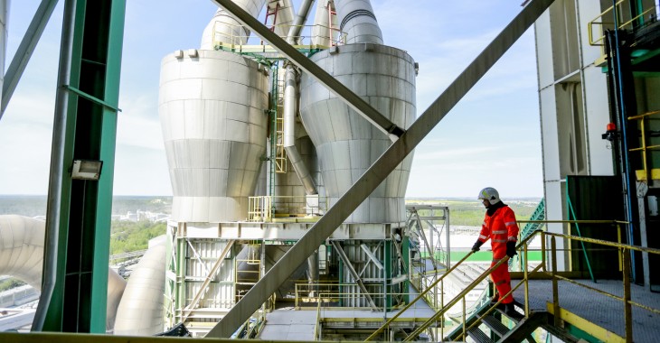 Lafarge chroni pracowników i dołącza do akcji #niezwalniajmy Lafarge chroni pracowników i dołącza do akcji #niezwalniajmy