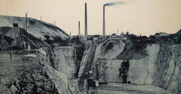 Historia rozwoju przemysłu wapienniczego i cementowego w Białym Zagłębiu na Kujawach Historia rozwoju przemysłu wapienniczego i cementowego w Białym Zagłębiu na Kujawach