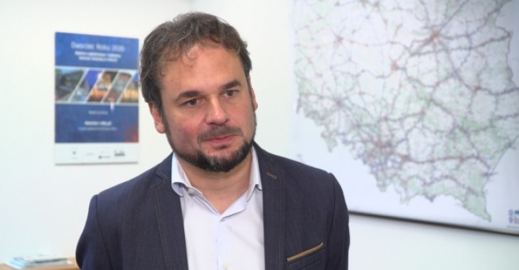 W tym roku nawet o 30 proc. mniej pasażerów w pociągach. Rośnie ryzyko zawieszania połączeń W tym roku nawet o 30 proc. mniej pasażerów w pociągach. Rośnie ryzyko zawieszania połączeń