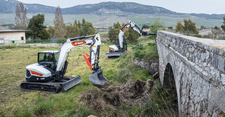 Nowa 8-tonowa koparka E88 to rozszerzenie serii Bobcat R2 Nowa 8-tonowa koparka E88 to rozszerzenie serii Bobcat R2