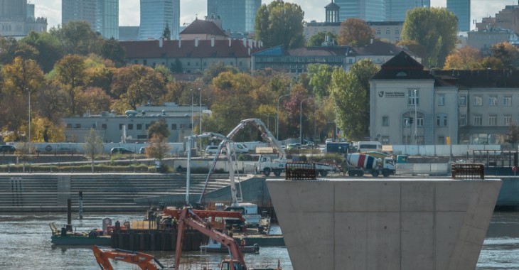 CEMEX Polska dostarczył beton na budowę mostu pieszo-rowerowego w Warszawie CEMEX Polska dostarczył beton na budowę mostu pieszo-rowerowego w Warszawie